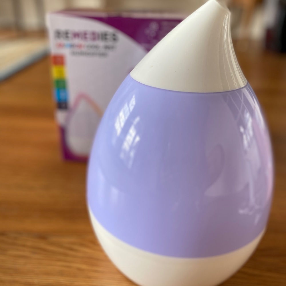 NIB Remedies Rainbow Cool Mist Humidifier
